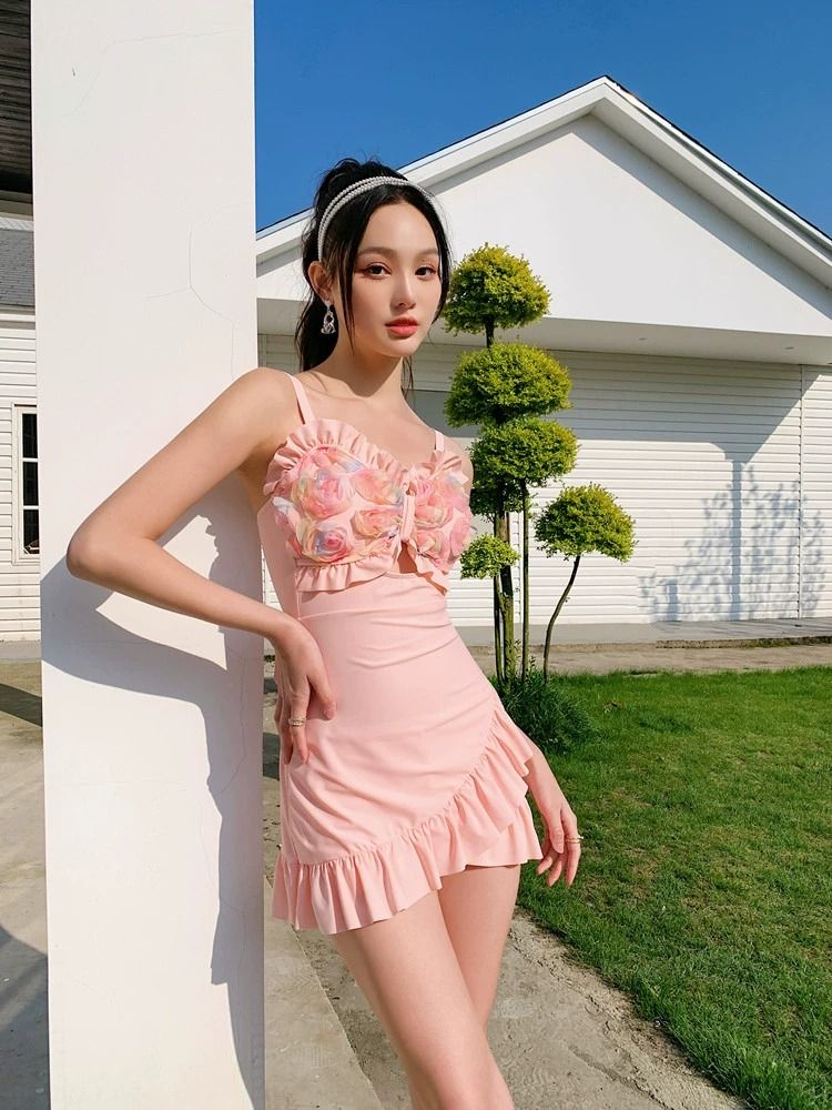 Swimwear - 女性用 2026 新作 ワンピース スカート付き水着 スリムで控えめな水着